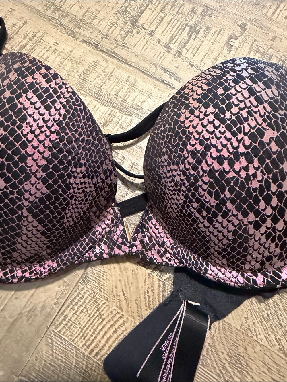 Victoria's Secret Pink & Black Animal Print Bra NWT 32C